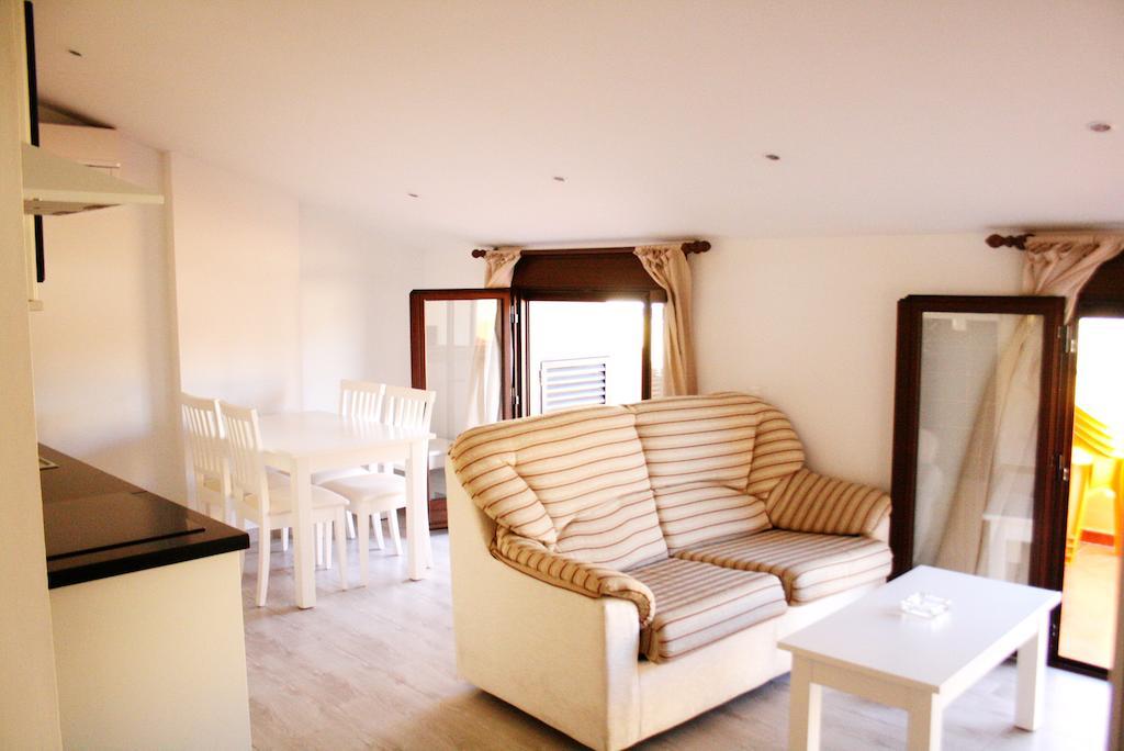 Apartamentos Turisticos Mirayuste Guadalupe  Luaran gambar
