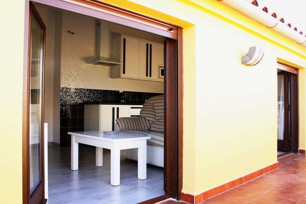 Apartamentos Turisticos Mirayuste Guadalupe  Luaran gambar
