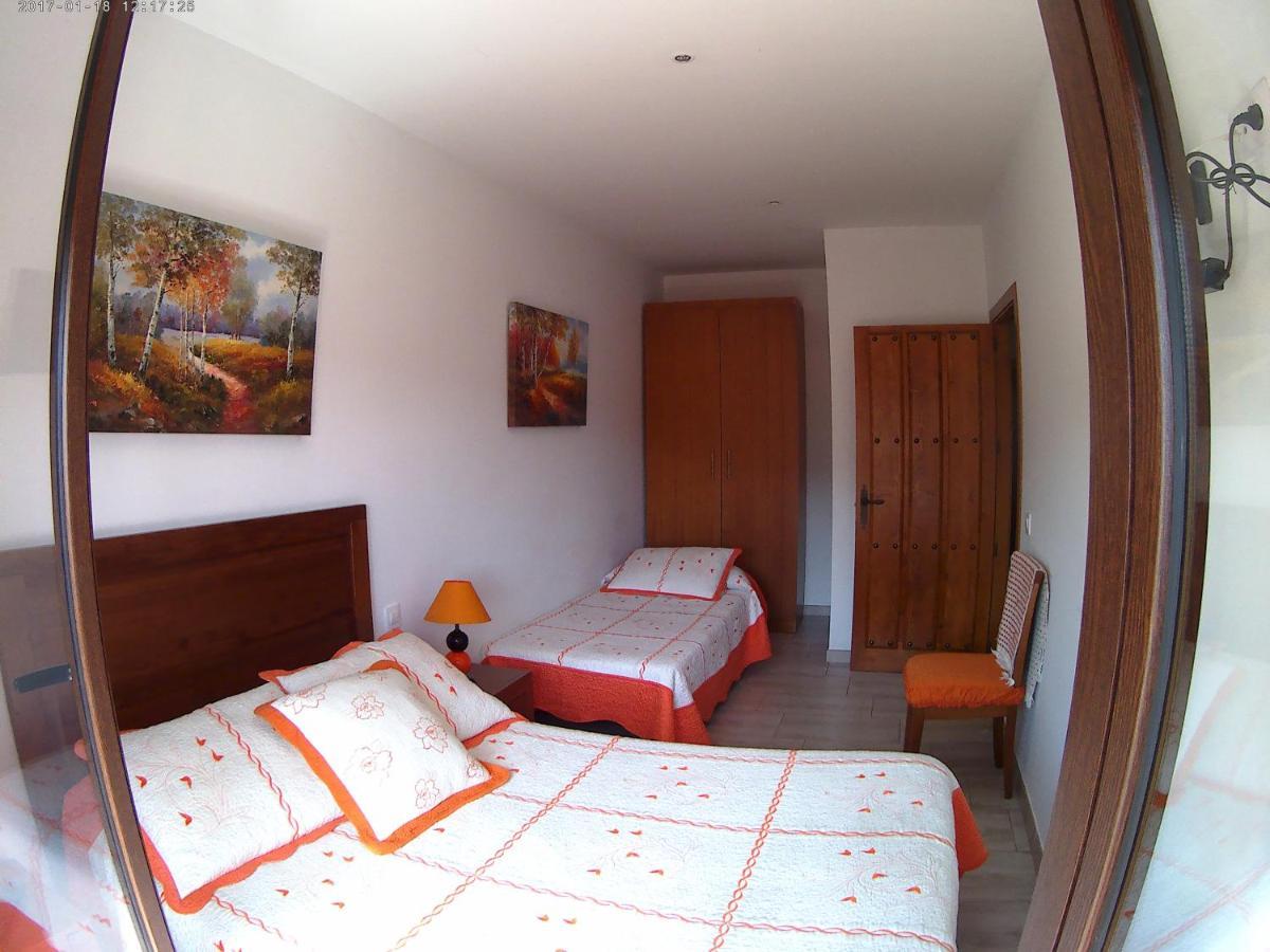 Apartamentos Turisticos Mirayuste Guadalupe  Luaran gambar