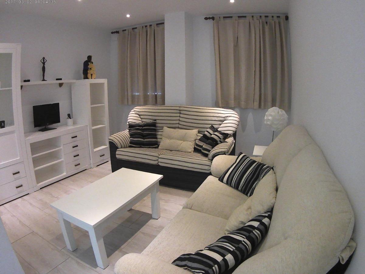 Apartamentos Turisticos Mirayuste Guadalupe  Luaran gambar