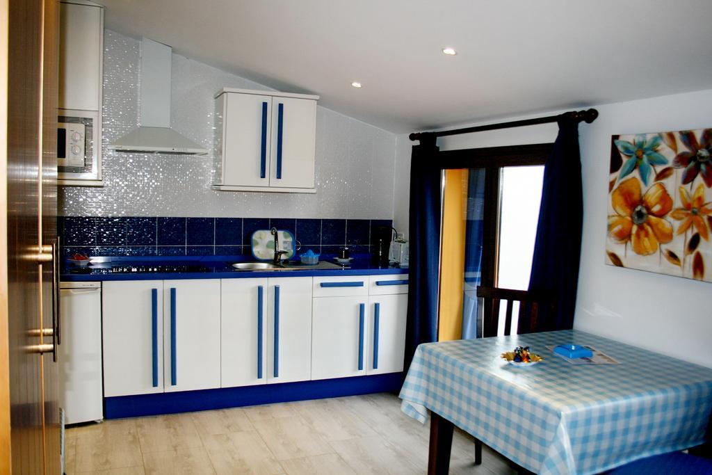Apartamentos Turisticos Mirayuste Guadalupe  Bilik gambar