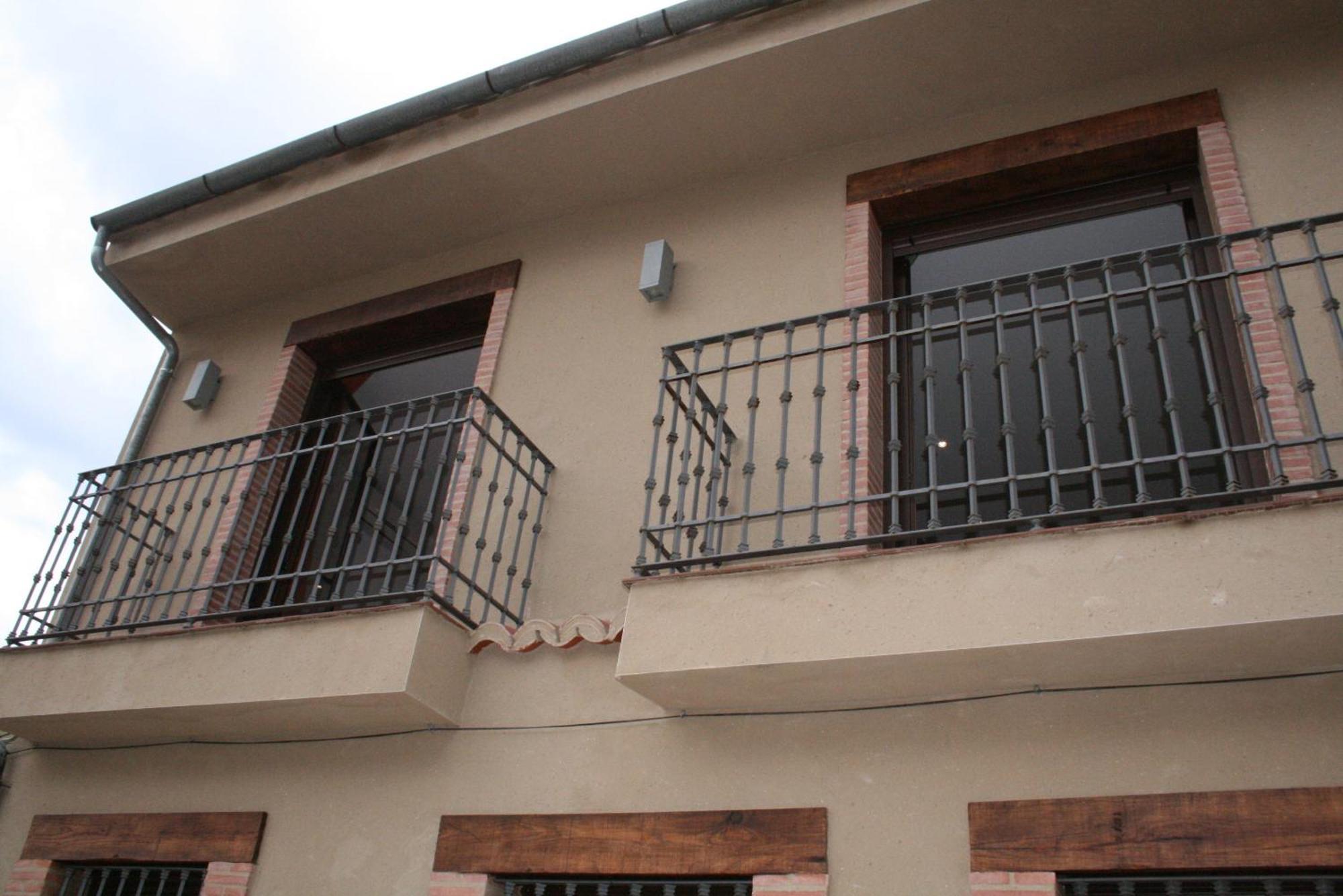Apartamentos Turisticos Mirayuste Guadalupe  Bilik gambar