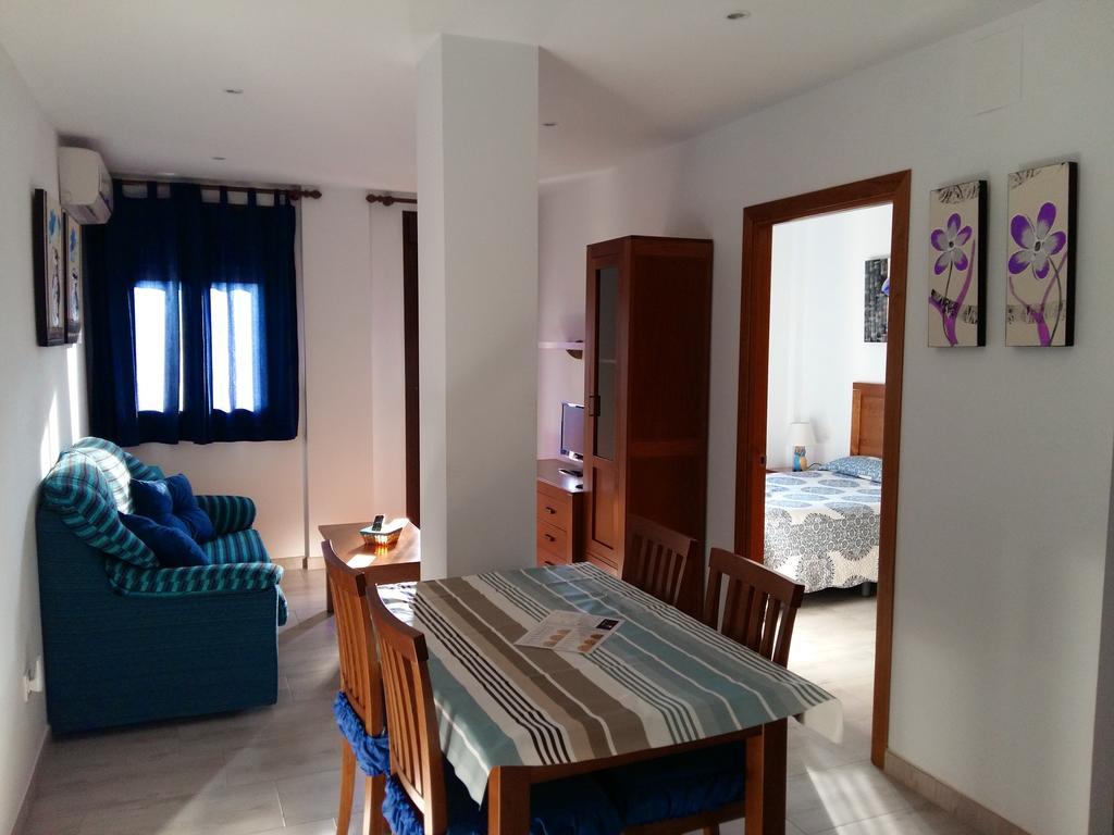 Apartamentos Turisticos Mirayuste Guadalupe  Luaran gambar